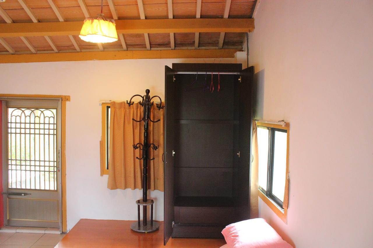 Sky Gift Traditional Farm B&B Dongshi  Exterior photo